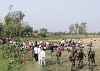 बाराका दुईवटा मतदान केन्द्रमा झडप, मतदान रोकियो