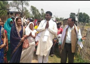 सिरहाको वरियारपट्टी गाउँपालिकामा माओवादी केन्द्रको घरदैलो निरन्तर जारी