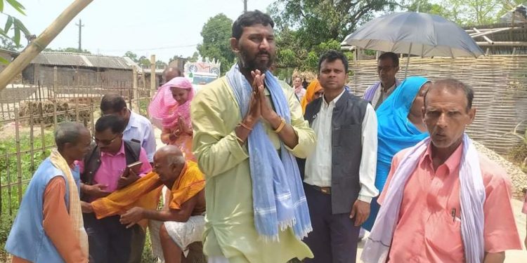 सिरहाको सखुवानन्कारकट्टी गाउँपालिकामा जसपाको दोश्रो चरणको घरदैलो सुरु