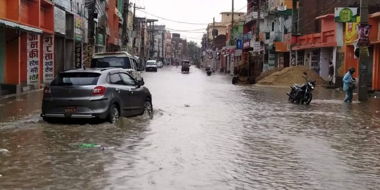 अविरल वर्षाले जनकपुर जलमग्न