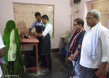 सिरहाको लहानमा कलब फुट किल्निक संचालन नि:शुल्क उपचार हुँदै