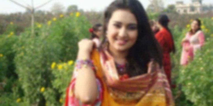 यी शिक्षिकाको यौ न उन्माद सिमा काटेपछि, विद्यार्थीलाई ट्वाइलेटमै थुनेर जबर्ज स्ती से क्स