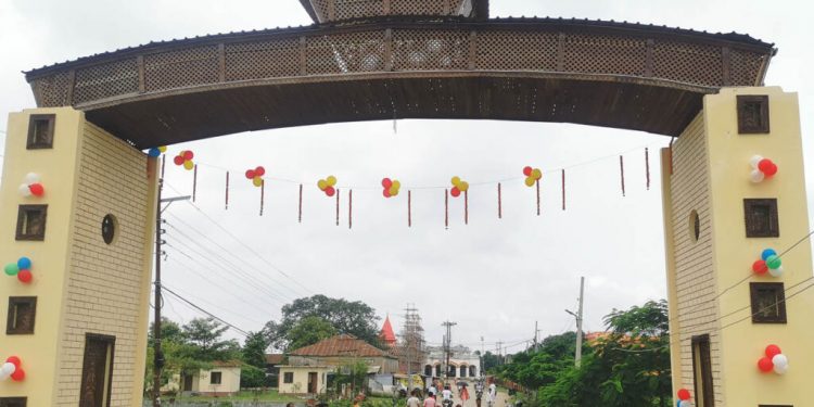 महोत्तरीको मटिहानीमा २८ लाखको लागतमा प्रवेशद्वार निर्माण