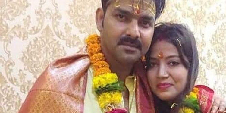 भोजपुरी सुपरस्टार पवन सिंहविरुद्ध श्रीमतीकाे उजुरी
