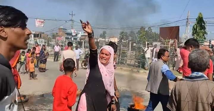 सर्लाहीमा महिन्द्र यादवको चुनाव प्रचारमा हिडेको गाडीको ठक्करबाट एकको मृ त्यु