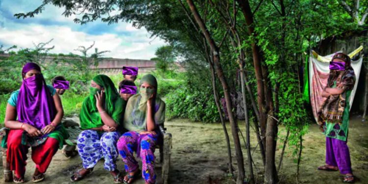 छोरी-श्रीमतीका लागि घरका पुरुषले ल्याउँछन् ग्राहक ,यसरी हुन्छ घरभित्र ‘वे श्या वृत्ति’