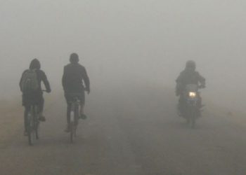 शीतलहर र हिमपातको समयमा कसरी सुरक्षित रहने ?