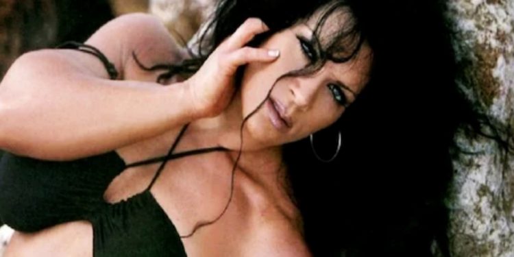 करोडौं कमाउने महिला रेस्लर : प्रेमीसँगको अ श्लील भिडियोपछि करियर ध्वस्त, अचानक मृ त्यु