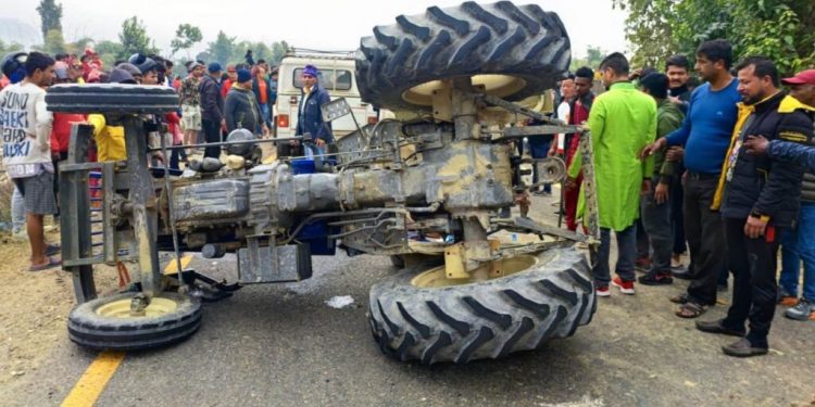 महोत्तरीमा छुट्टाछुट्टै दुर्घटनामा परी दुईको मृ त्यु, २८ जना घाइते
