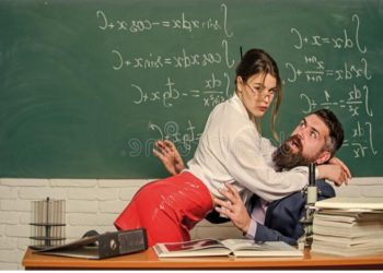 महिला प्रधानाध्यापक र शिक्षकले स्कुलभित्रै शा-रीरिक स-म्बन्ध राखेपछि…