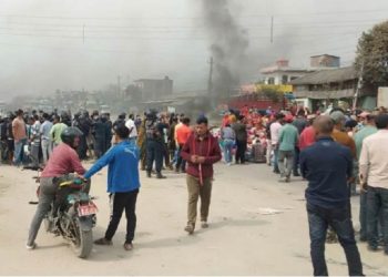 सर्लाहीमा बालिका बला त्कारका आरोपितलाई प्रहरीले प क्राउ नगरेको भन्दै पीडित पक्ष आन्दोलित