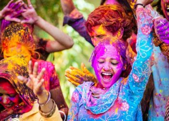 होलि पहाडी क्षेत्रमा आज,तराई मधेशमा भोलि,मिथिलाञ्चलमा पर्सी मनाइदै अनेकौं शैली, रोचक किंवदन्ती