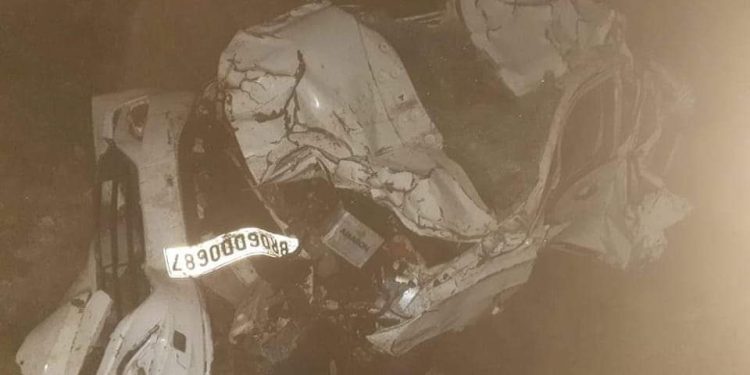 सिन्धुलीमा भारतीय नम्बर प्लेटकाे कार दुर्घटना हुँदा ४ जनाकाे मृ त्यु