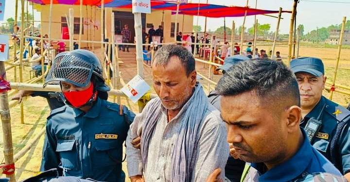 बारामा जसपाका नेता नक्कली मतपत्रसहित प क्राउ