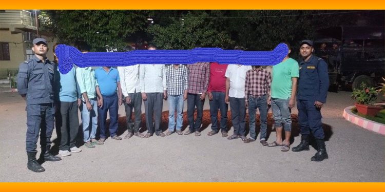 मधेस प्रदेश : यातायात कार्यालयबाट एकैदिन १० जना बिचौलिया प क्राउ