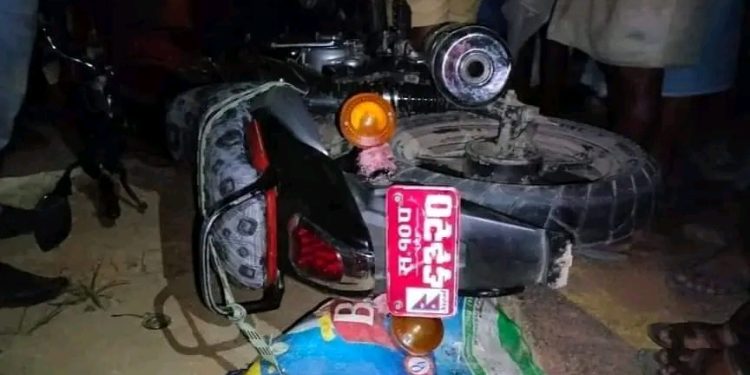 सिरहामा मोटरसाइकलको ठक्करबाट एक जनाको मृ त्यु