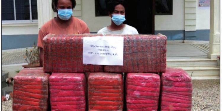 महोत्तरी प्रहरीद्वारा एक क्विन्टल गाँजा बरामद