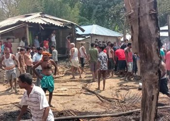 सिरहाको सखुवानन्कारकट्टीमा आगलागीहुँदा आठ लाख मूल्य बराबरको धनमाल जलेर न ष्ट