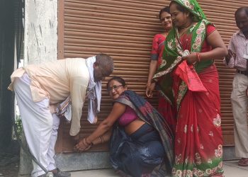सिरहाका हुलाक कर्मचारी आन्दोलित, कार्यालयमा अनिश्चतकालीन तालाबन्दी