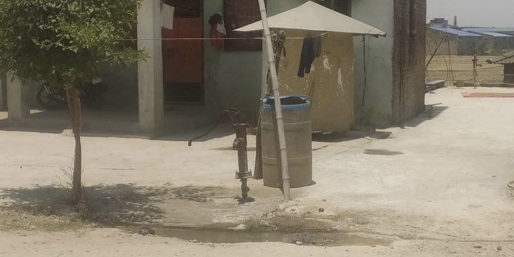 मधेस प्रदेश : अत्यधिक गर्मीसँगै सुक्न थाले चापाकल