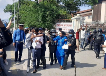 नागरिकता विधेयकको पक्षमा सर्वोच्च अदालत अगाडि प्रदर्शन गर्ने १० जना प क्राउ