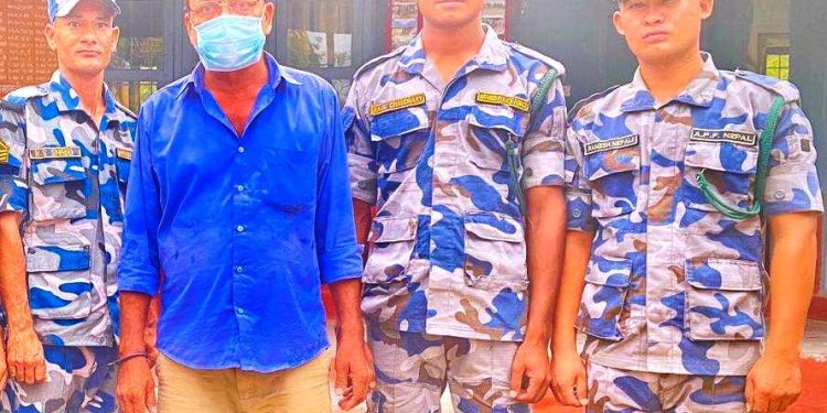 मधेस प्रदेश : स्रोत नखुलेको १५ लाख नेपाली रुपैयाँसहित एक जना प क्राउ