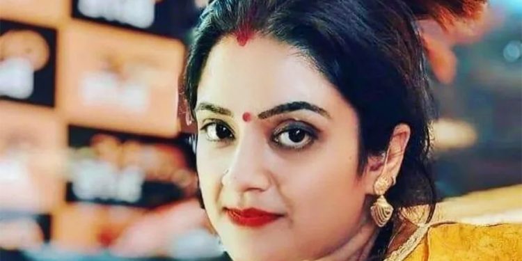 तीन सन्तान भएको पत्ता लागेपछि मेयर बर्खास्त