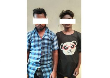 सिरहाबाट स्वचालित पेस्तोल र पाँच राउण्ड गोलीसहित दुईजना प्रहरी नियन्त्रणमा