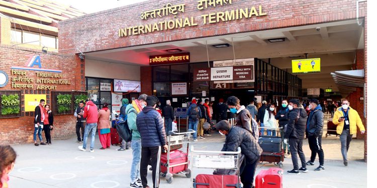 सिप हासिल गरेर विदेश जाने युवा बढ्दो