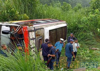 मधेस प्रदेश : बस दुर्घटना हुँदा एकको मृ त्यु, १५ जना घाइते