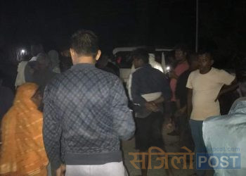 सिरहामा मोटरसाइकल एक आपसमा ठोक्किँदा तीन जनाको मृत्यु
