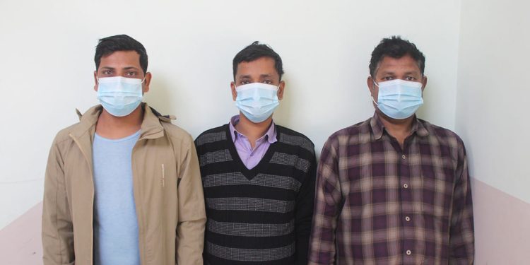 राैतहटबाट तीनजना नक्कली डाक्टर पक्राउ