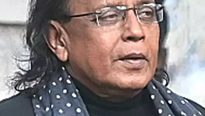 मिथुन चक्रवर्ती अस्पताल भर्ना