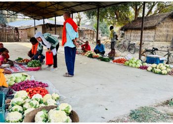 तीन दशकपछि सिरहाको तरेगणामै पुनः हाटबजार सञ्चालन हुँदा किसान खुसी