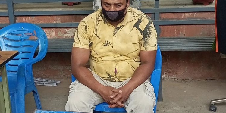 मधेश प्रदेश : स्रोत नखुलेको नेपाली रुपैयाँसहित एक जना पक्राउ