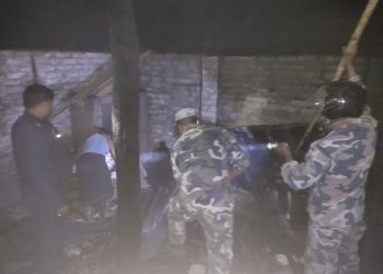 रौतहटको राजदेवीमा जस्ताको छानाभएको घरमा आगलागी झण्डै १२ लाखको क्षती