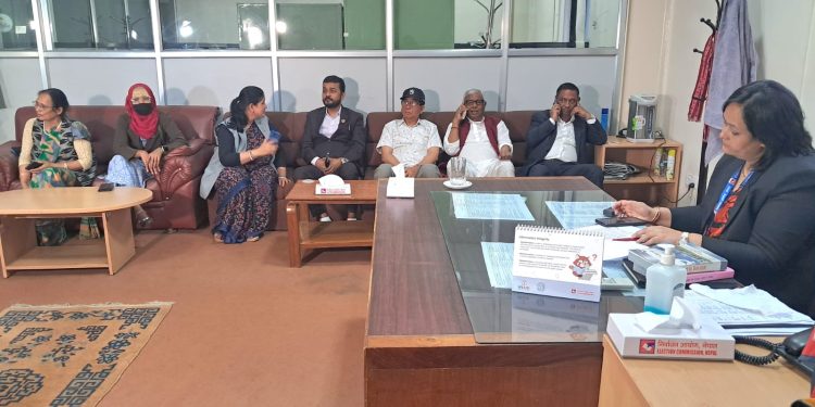 जसपा फुट्यो की फुटाइयो !