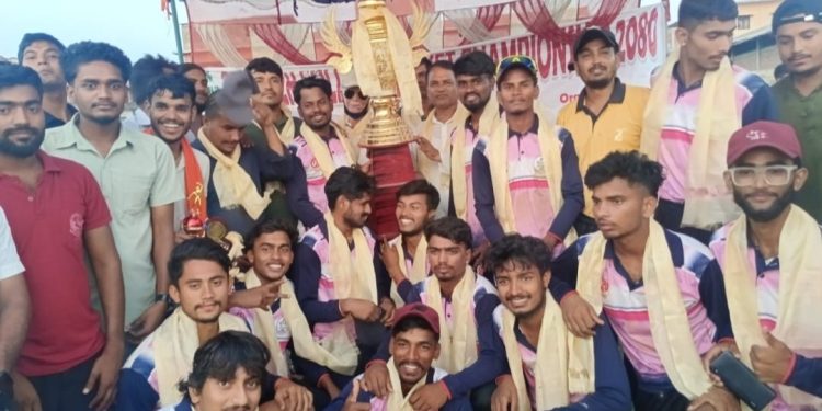 टाटा पेन्टस दोस्रो अन्तर कलेज क्रिकेट च्यम्पियनसिप २०८० को उपाधि राराब कॉलेजलाई