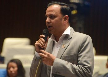 जनकपुर गुठीको जग्गा स्थानीय प्रशासन, जनप्रतिनिधि, पत्रकार, ठेकेदारहरू मिलेर लुटे : मनिष झा