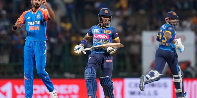 रोमाञ्चक सुपर ओभरमा भारत विजयी, श्रीलंकाविरुद्धको टी-२० सिरिज क्लीन स्वीप