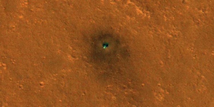 मंगल ग्रहको जमिनमुनी भेटियो पानीको ताल