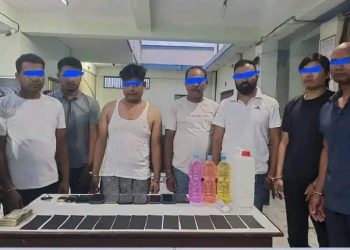 नक्कली नोट बनाउँदै गरेको अवस्थामा ८ जना पक्राउ