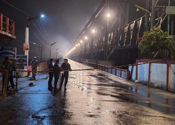 कोशी ब्यारेजमा ६ लाख क्युसेक जलसतह मापन, पुलमा यातायात बन्द