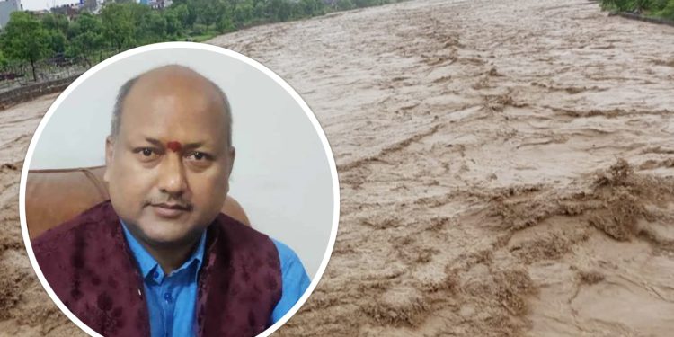 बाढीपानीको विपद् सामना गर्न नेपाल प्रहरी र सशस्त्र प्रहरी बलका डिआइजीलाई मुख्यमन्त्रीको निर्देशन