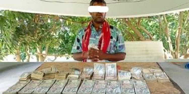 स्रोत नखुलेको १६ लाखसहित सिरहाबाट एक जना पक्राउ