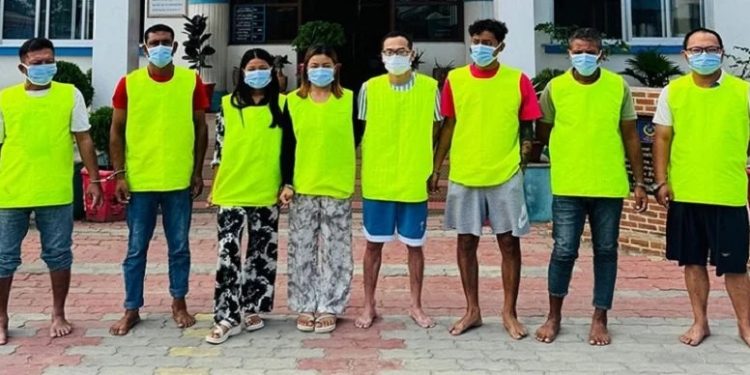 १६ वर्षीया किशोरीसँग विवाह गर्दै गरेको अवस्थामा सुनसरीबाट ३ चिनियाँसहित ८ जना पक्राउ