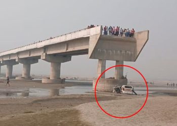 गुगल म्यापको कारण अधुरो पुलबाट खस्यो कार, तीनजनाको मृत्यु