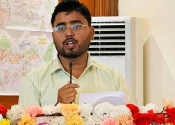 ‘विद्यालय बन्द गर्ने व्यक्ति र संस्थामाथि कारवाही हुनुपर्छ’