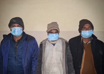 अबैध लागु औषध गाँजा सहित तीन भारतीय पक्राउ