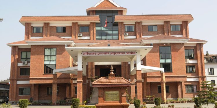 मालपोत र नापी अधिकृतसहित ८ जनाविरुद्ध भ्रष्टाचार मुद्दा दायर